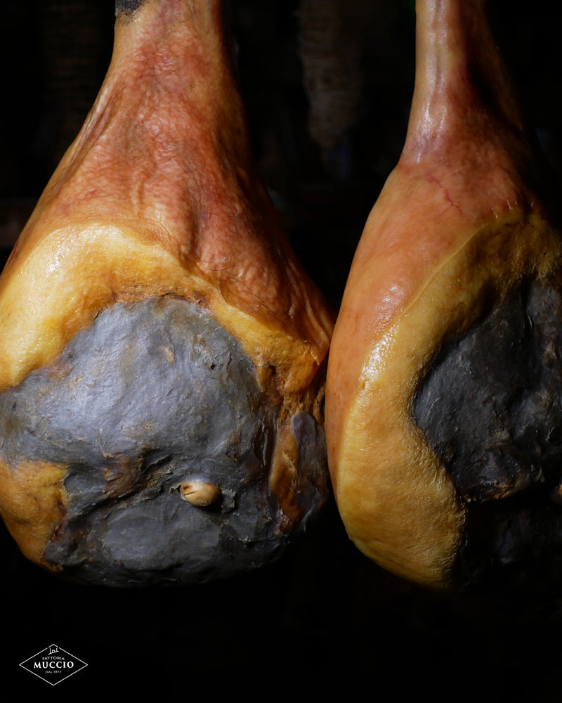 Nero di Muccio - Prosciutto di suino razza casertana