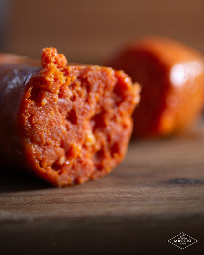 Muccio Red – Muccio Spreadable Cheese